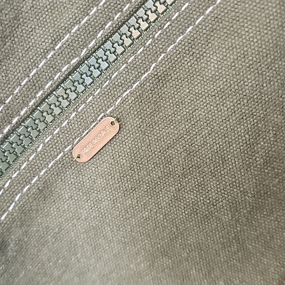 NWT Free People Been There Badge Tote Bag (Extra Large) - Picture 7 of 12